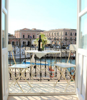  Suite 18, casa di charme in Ortigia  Сиракуза